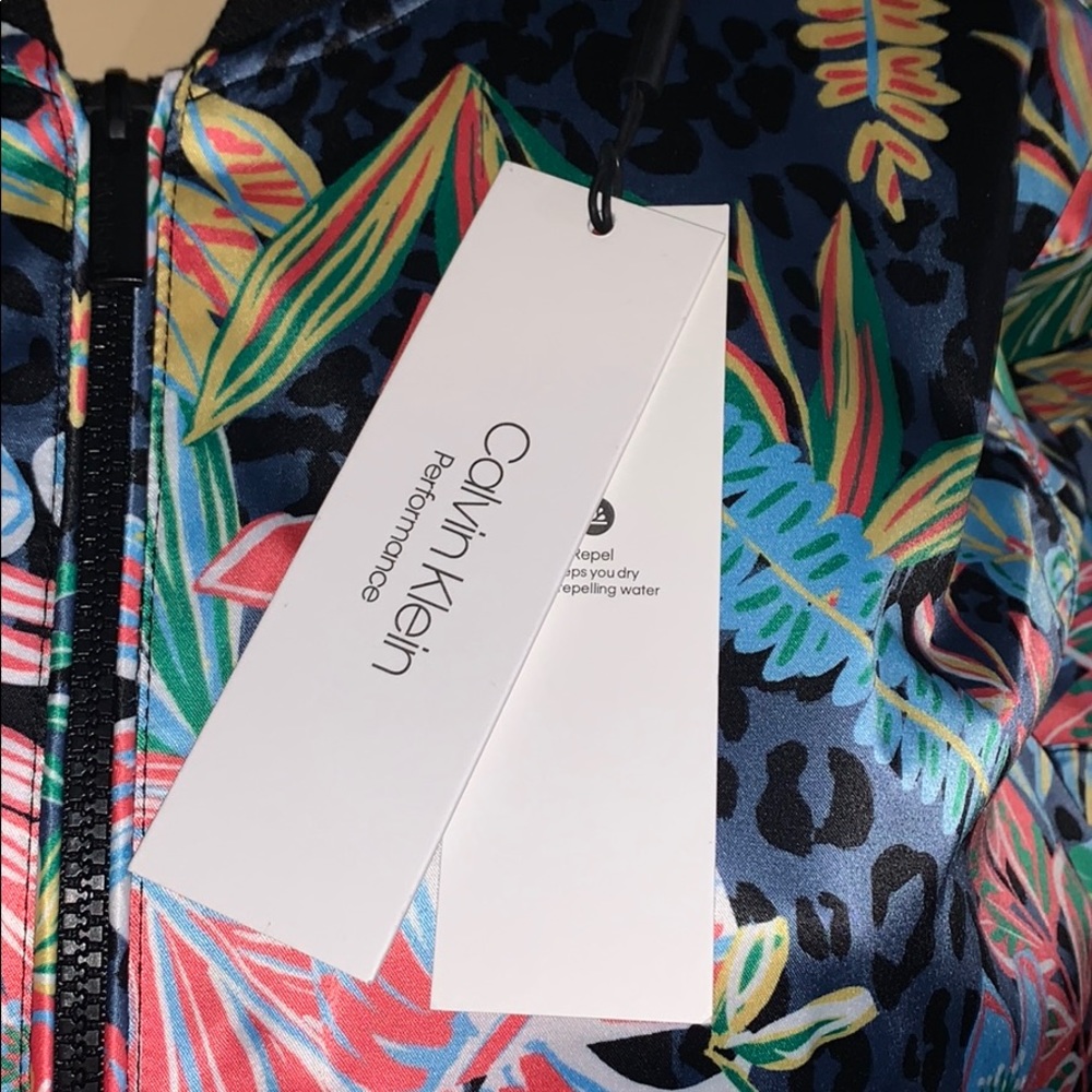 NWT Calvin Klein Performance Jacket - Picture 8 of 11
